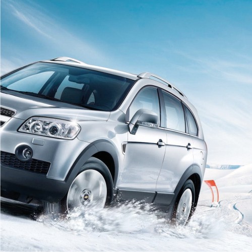 Material antiderapant pentru deszapezire si dezghetare rapida pe baza de clorura de calciu, realizat dupa o reteta inovativa din cloruri/saruri, ambalat in bidon de plastic de 3kg, cu maner ergonomic si sita inclusa pentru imprastiere
