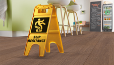 R10 - Propriet??i antiderapante conform DIN 51130